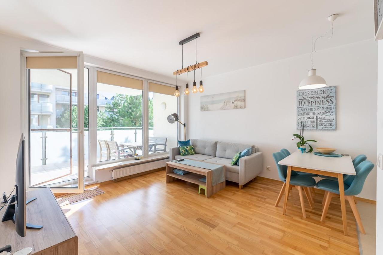 Aqua Marina Plaza-Basen Apartment Miedzyzdroje Ngoại thất bức ảnh