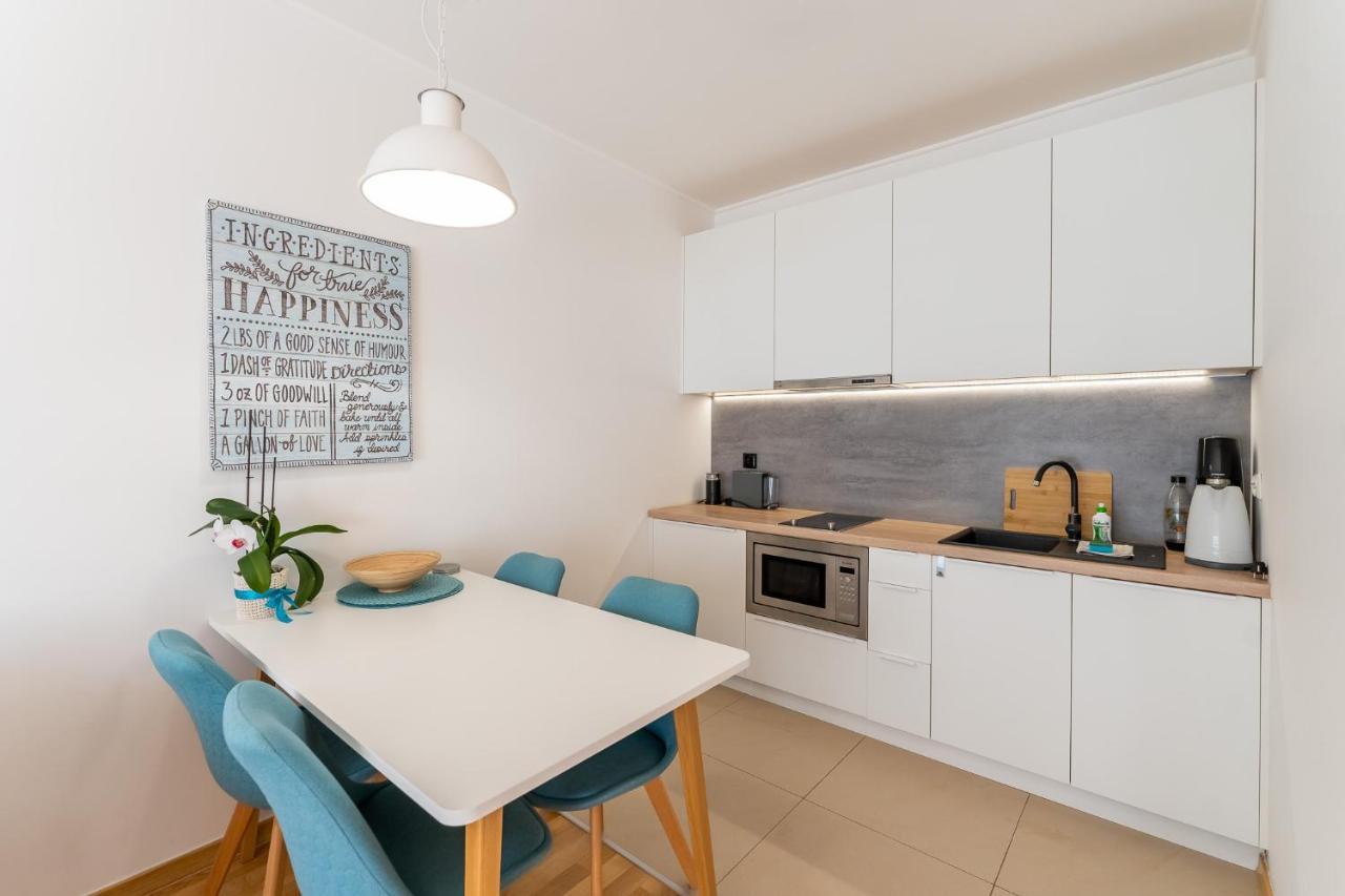 Aqua Marina Plaza-Basen Apartment Miedzyzdroje Ngoại thất bức ảnh
